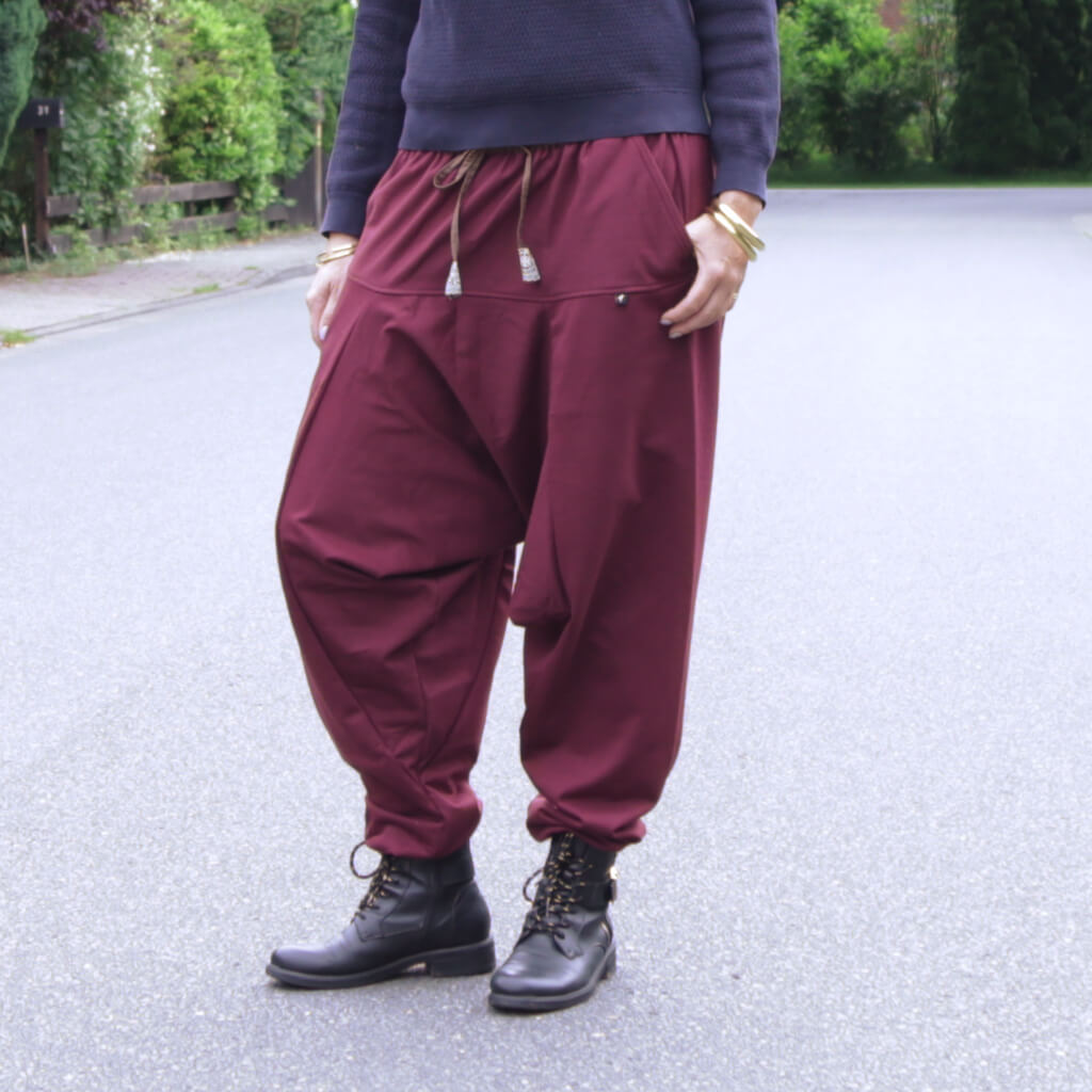 Winter harem pants with pockets in brown