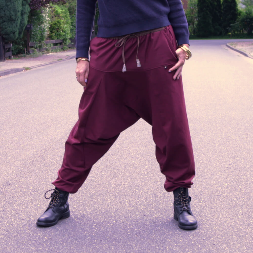 Winter harem pants with pockets in brown